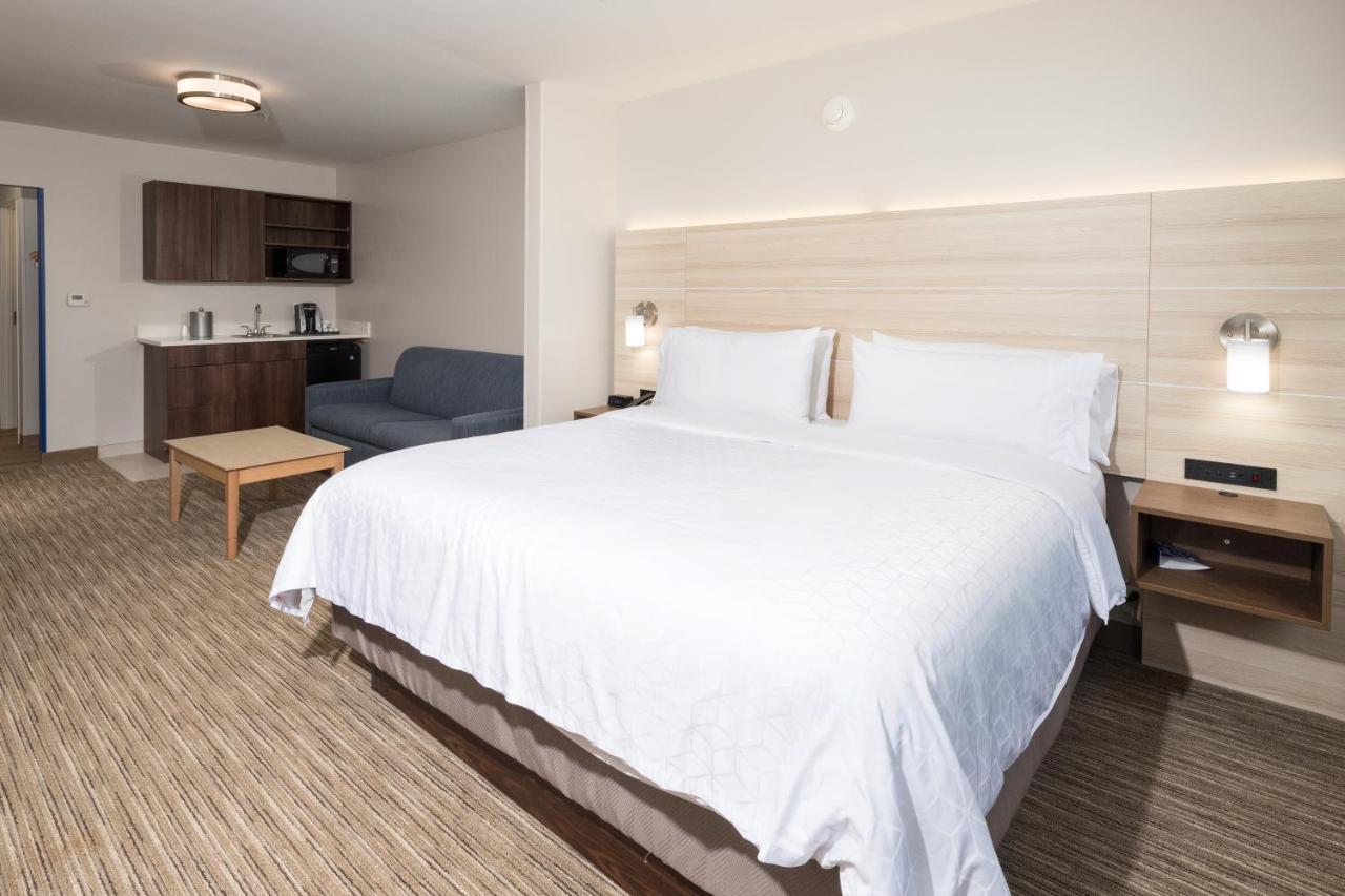 Holiday Inn Express & Suites - Portage By Ihg Exterior foto